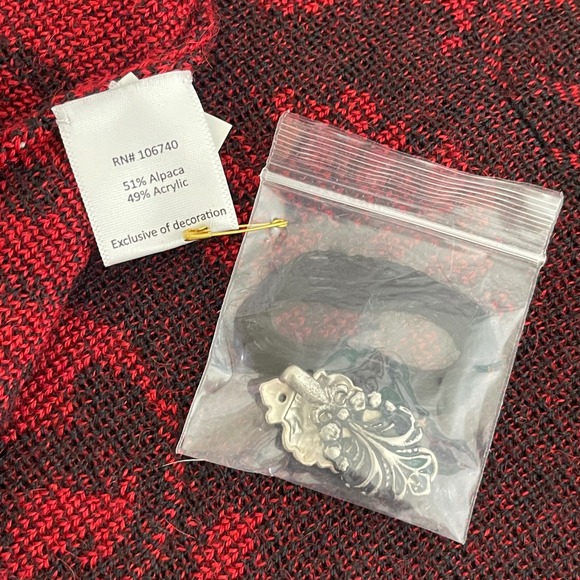 NorthStyle Alpaca Longline Cardigan S Red Black Floral Scroll Clasp Romantic - Picture 7 of 9